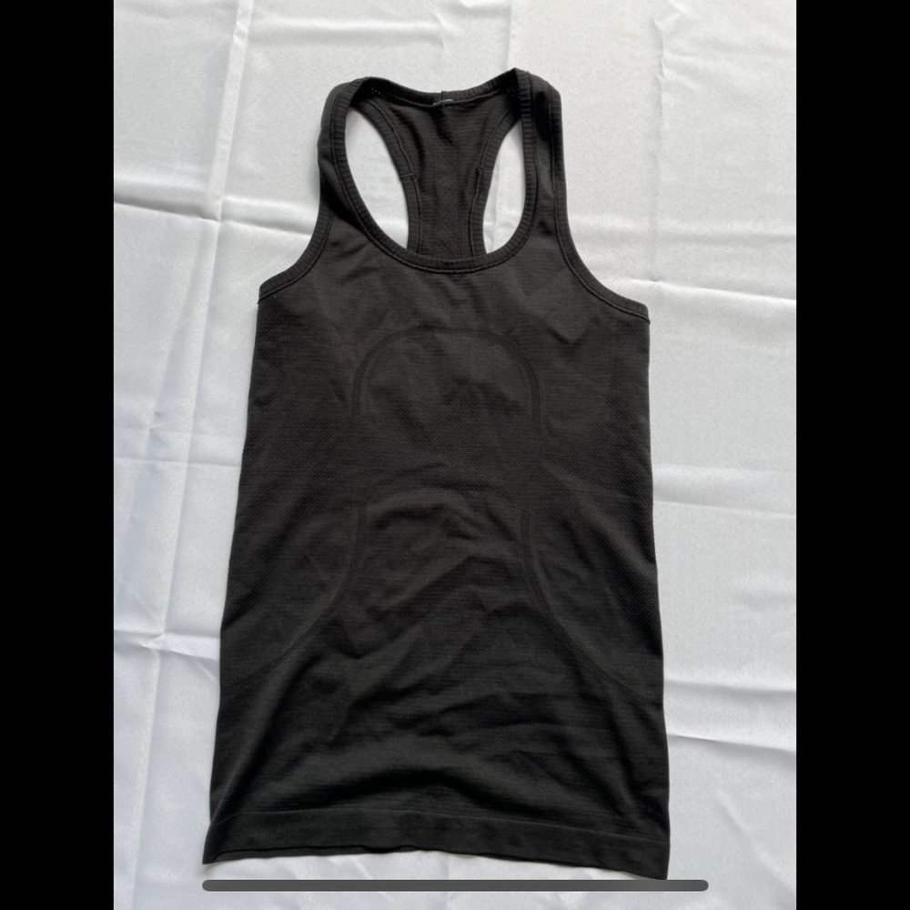 Lululemon Cool Racerback Tank, Size 4